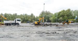 Framkvæmdir hafnar á skólaþorpi í Laugardal