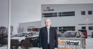 1,1 milljarður til hluthafa