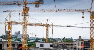 Almenningur ræður ekki við verð íbúða