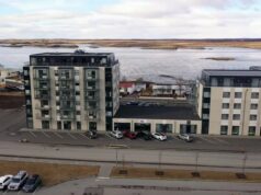 Fá nýja glugga í stað þeirra gölluðu eftir áralanga baráttu