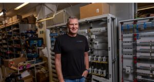 450 milljónir í arð