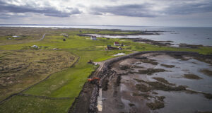 21.10.2025 Vatnsleysuströnd, sjóvarnir 2025