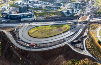 Mannvirkin farin að taka á sig mynd