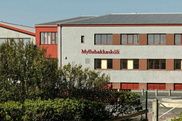 17.11.2025 Segir ítölsku lampana vera ódýrasta kostinn