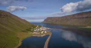 02.12.2025 Suðureyri, flotbryggjur2025