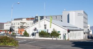 Skel selur Barónsfjósið á hálfan milljarð