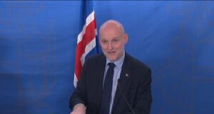 Hyggst reisa nýja flugstöð og festa flugvöllinn í sessi