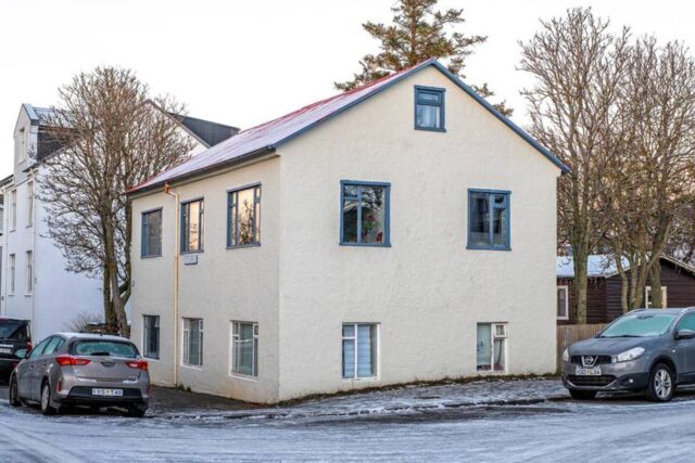 16.12.2025 Niðurrif á Holtsgötu harðlega gagnrýnt