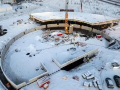 Ný endurvinnslustöð tekur á sig mynd