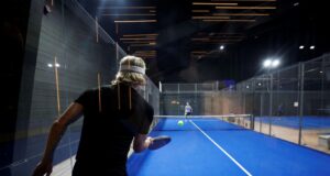 Padelvöllur rís á Reyðarfirði