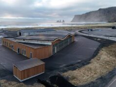 Stefna á að opna í mars