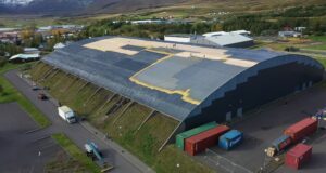 Tryggingar bæta tjón á 65 bílum á Reyðarfirði