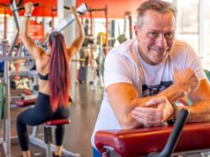 Í toppformi á fasteignir fyrir 6,7 milljarða