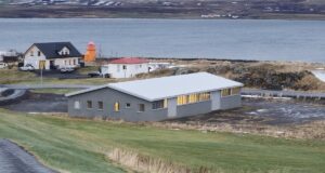 Nýtt iðnaðarhúsnæði afhent í Svalbarðsstrandarhreppi