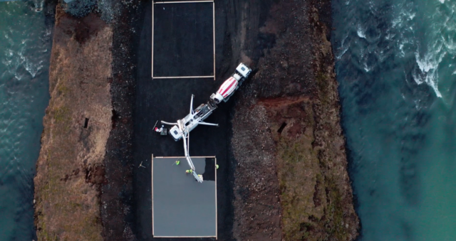 14.01.2026 Grunnur steyptur að undirstöðum Ölfusárbrúar