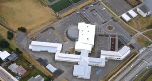 Garðabær óskar eftir tilboðum verktaka í að rífa hluta Flataskóla.