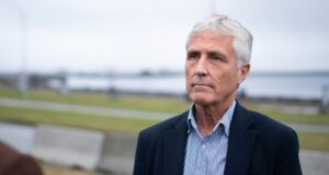 Gagnrýnir að ekki séu settar strangari kröfur á verktaka