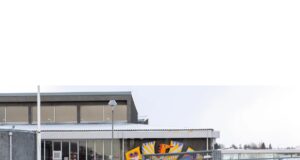 Verktakinn ætlar að krefjast skaðabóta