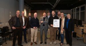 Reitir skila 8,5 tonnum af teppaflísum í hringrásarverkefni