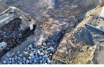 Markvisst unnið að sprunguviðgerðum og niðurrifi húsa í Grindavík