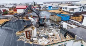 Myndir: Niðurrif hafið í Grindavík