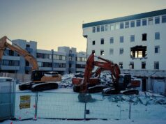 Frekara niðurrif fram undan og uppbygging í sumar