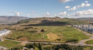 Innviðir og íbúðir eiga að rísa samtímis í Hallahverfi