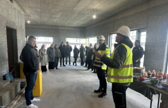 Nýr leikskóli á Seltjarnarnesi kominn undir þak