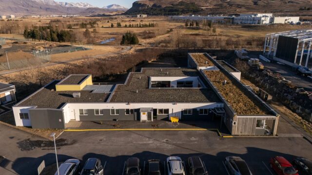 Stuðlar starfa á bráðabirgðaleyfi