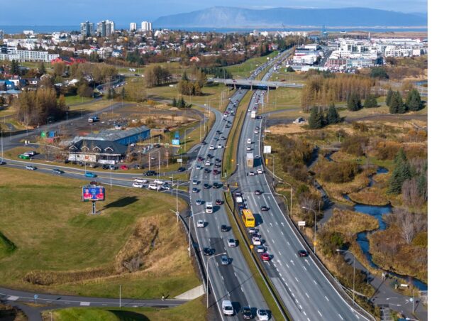 Sex ráðgjafafyrirtæki bjóða í hönnun Reykjanesbrautar