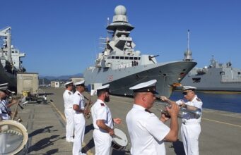 NATO boðar forval vegna uppbyggingar eldsneytishafnar í La Spezia á Ítalíu NATO boðar forval vegna uppbyggingar eldsneytishafnar í La Spezia á Ítalíu