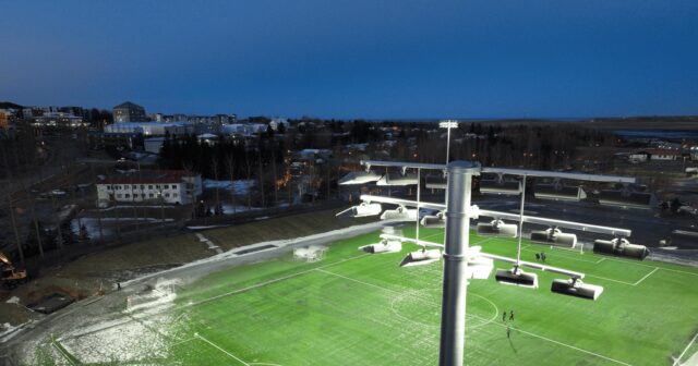 Altis ehf. með lægsta tilboðið í vallarlýsingu á Varmárvelli